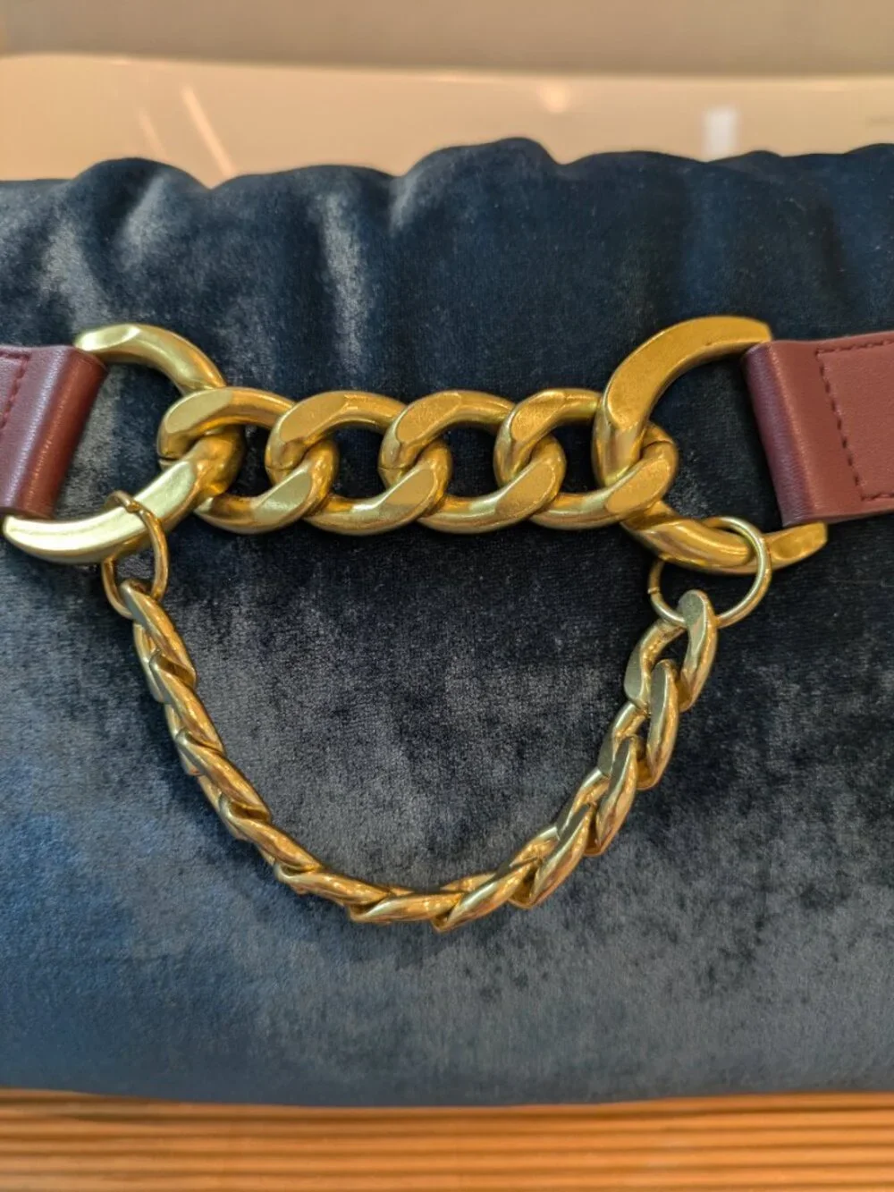 Anthropologie Burgundy Faux Leather Chain Statement Belt Size M/L.